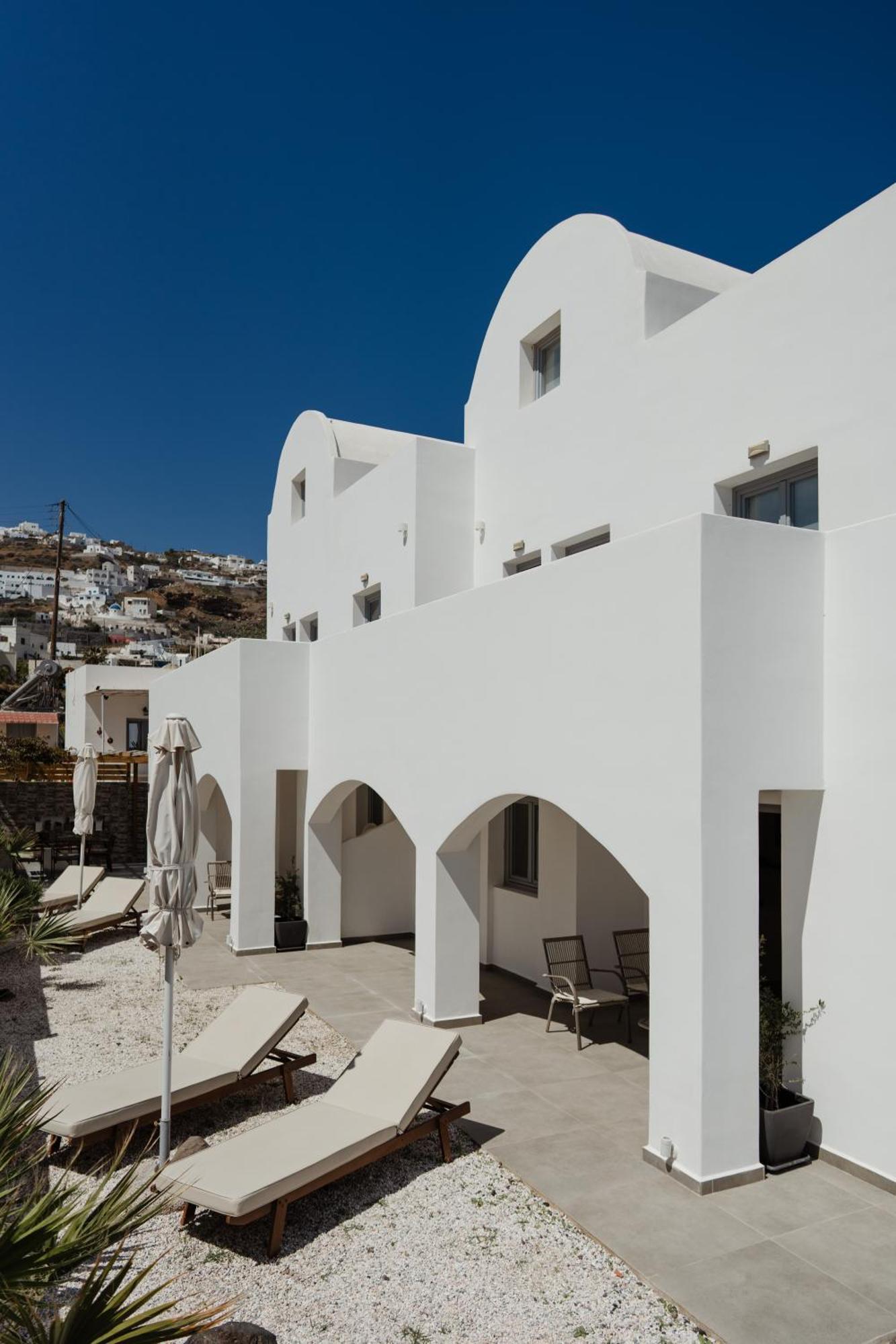 The Vine Suites Vourvoulos Exterior photo